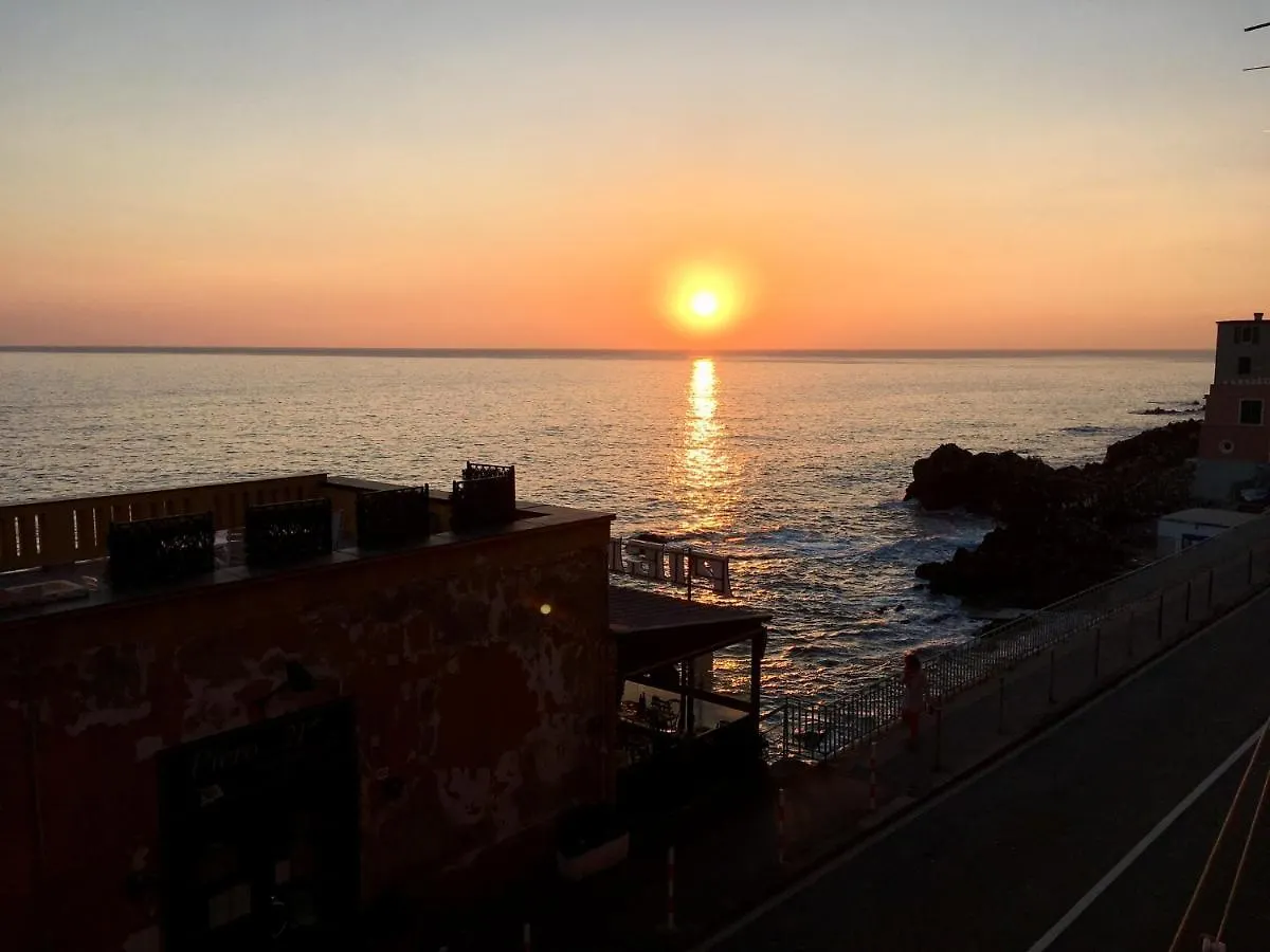 Romantic Sea View Flat In Genova Apartment